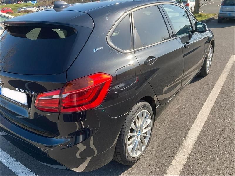 Gebraucht BMW 225 iPerformance 225 PS (165 kW) 2018 Schwarz Kombi