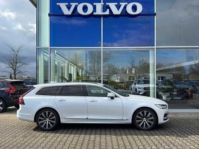 Gebraucht Volvo V90 145 PS (106 kW) 2024 Kombi