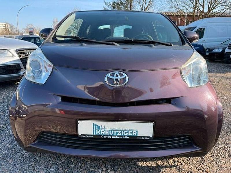 Gebraucht Toyota iQ 68 PS (50 kW) 2009 Violet Kleinwagen