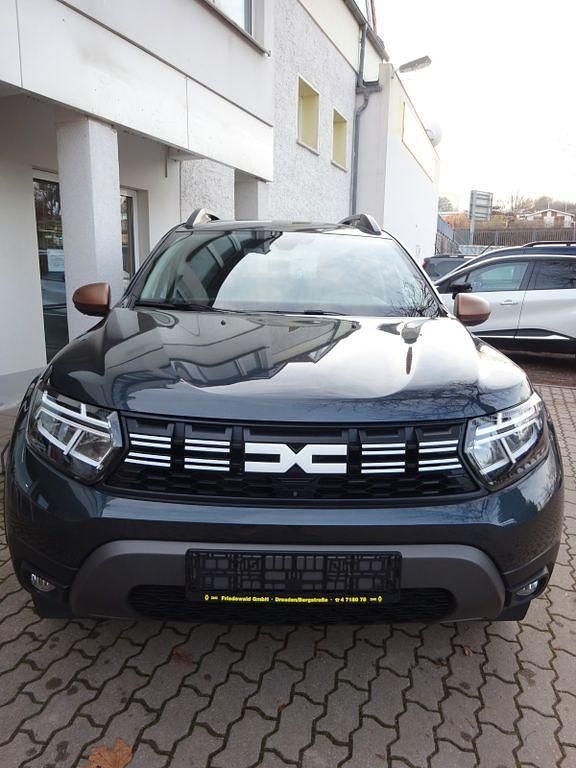 Gebraucht Dacia Duster Extreme 150 PS (110 kW) 2024 Grau SUV