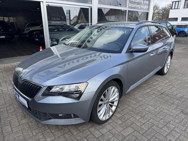 Gebraucht Skoda Superb Active 125 PS (91 kW) 2016 Grau Kombi