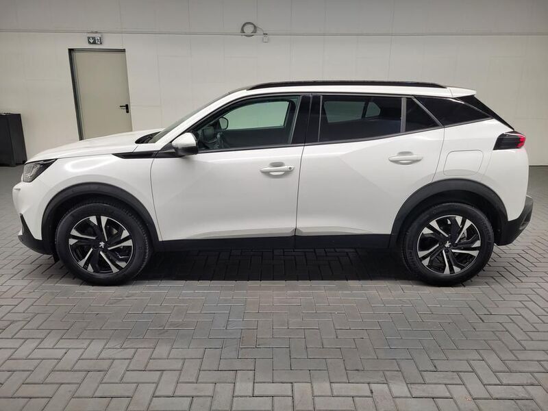 Gebraucht Peugeot 2008 Allure 131 PS (96 kW) 2020 Weiß (weiss) SUV