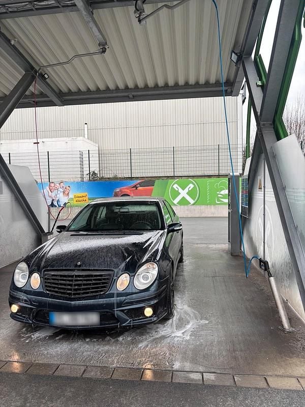 Gebraucht Mercedes E240 AMG 177 PS (130 kW) 2003 Andere farben Limousine