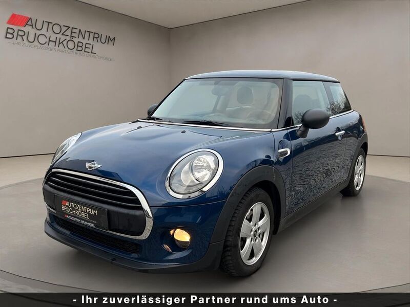 Blau Gebraucht 2017 Mini ONE Kleinwagen | 7.990 € (Fairer Preis) - Bild 1/4