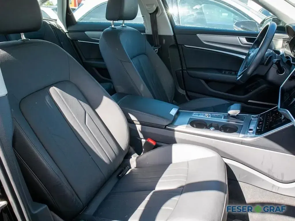 Gebraucht Audi A6 Design 265 PS (194 kW) 2022 Mythosschwarz metallic Limousine