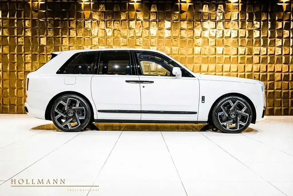Neu Rolls Royce Cullinan 571 PS (419 kW) 2026 Weiß SUV