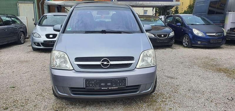 Lichtsilber m2 Gebraucht 2005 Opel Meriva Van / Kleinbus | 2.250 € (Fairer Preis) - Bild 1/4
