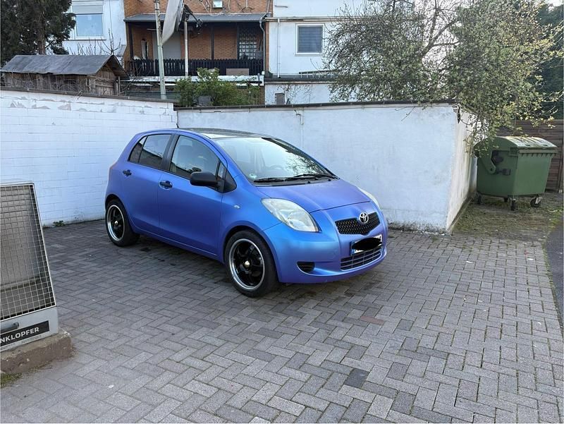 Violet Gebraucht 2008 Toyota Yaris Kleinwagen | 1.750 € (Superpreis) - Bild 1/4