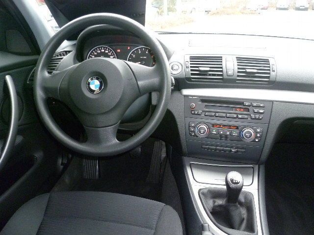 Gebraucht BMW 116 Advantage 122 PS (89 kW) 2008 Schwarz Kleinwagen