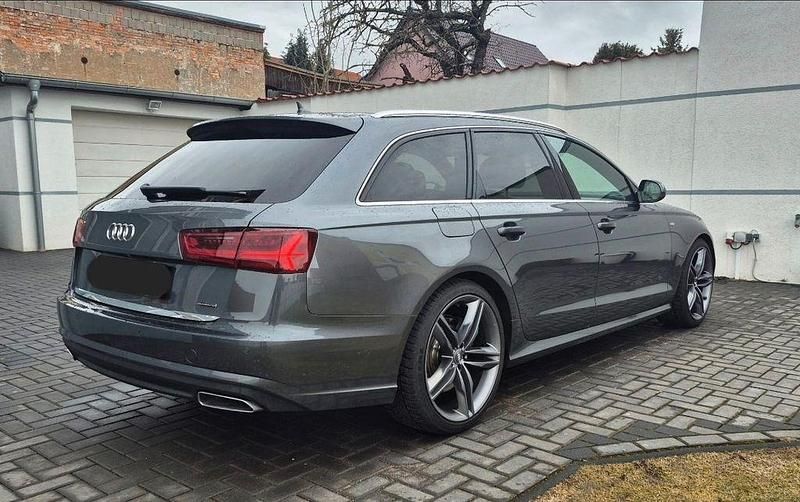 Gebraucht Audi A6 Sport 218 PS (160 kW) 2015 Schwarz Kombi