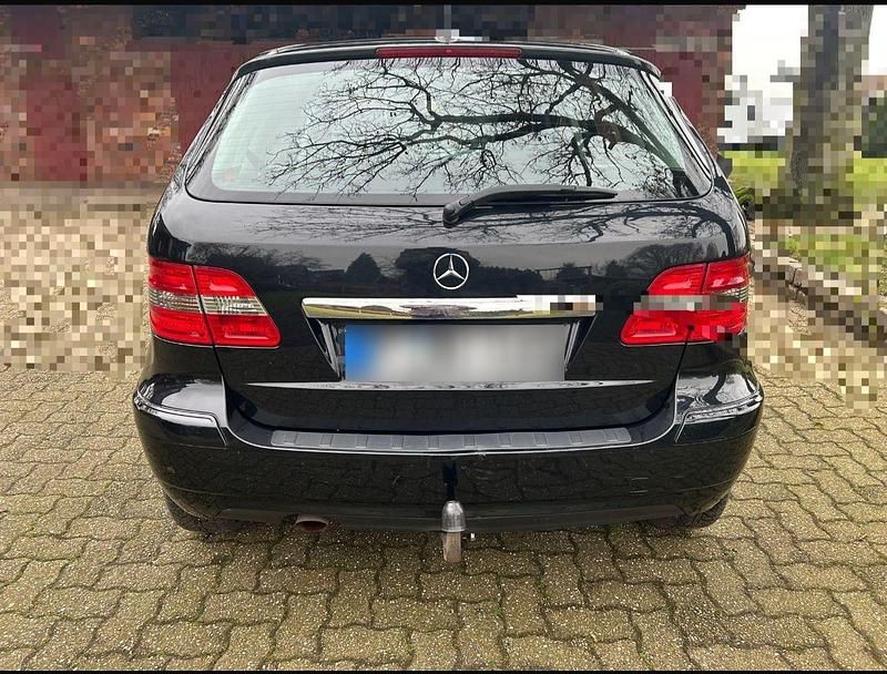 Gebraucht Mercedes B170 115 PS (84 kW) 2008 Schwarz Van / Kleinbus