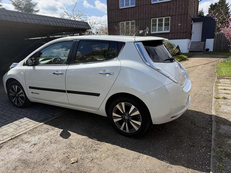 Occasion Nissan Leaf Tekna 80 kW (109 ch) 2016 Blanc Citadine