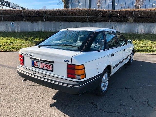 Gebraucht Ford Scorpio 125 PS (91 kW) 1989 Weiß Limousine