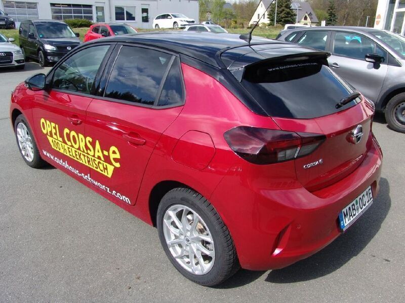 Gebraucht Opel Corsa-e Edition 100 kW (136 PS) 2023 Rot Kleinwagen