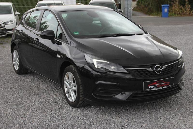 Schwarz Gebraucht 2021 Opel Astra Edition Limousine | 11.999 € (Superpreis) - Bild 1/4