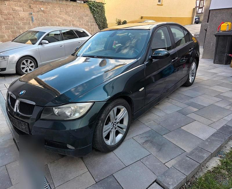 Gebraucht BMW 320 163 PS (119 kW) 2007 Grün Limousine
