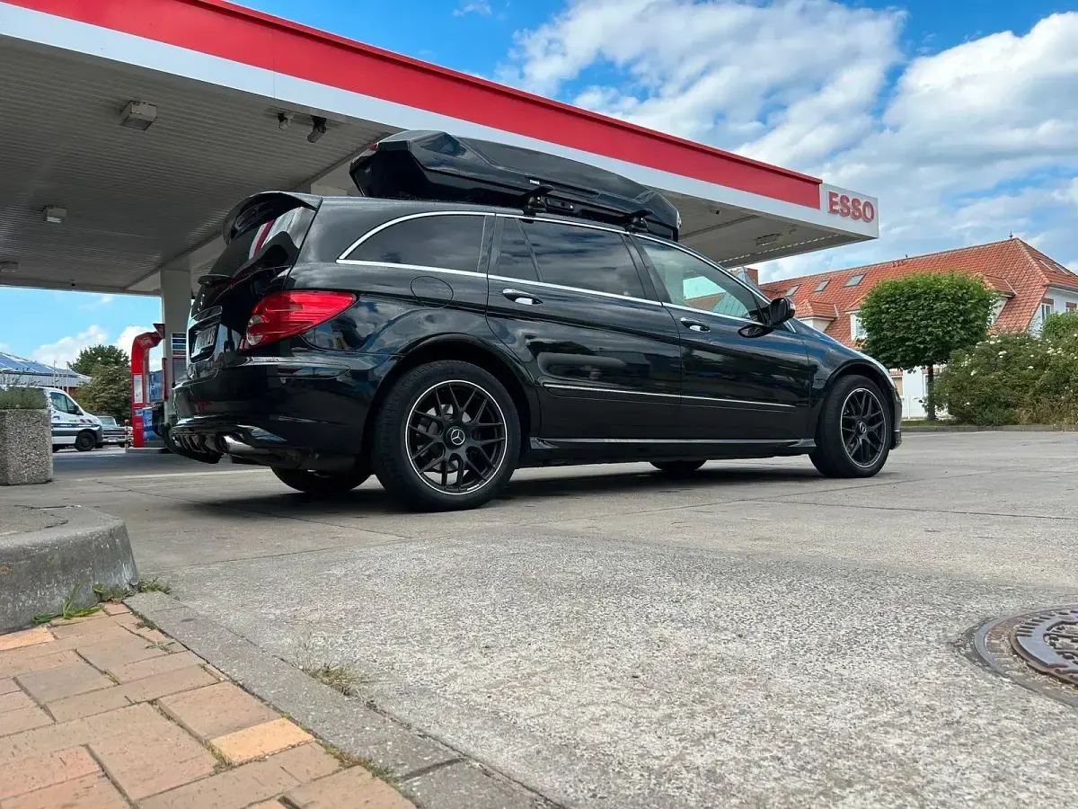 Gebraucht Mercedes R500 306 PS (225 kW) 2008 Schwarz Kombi