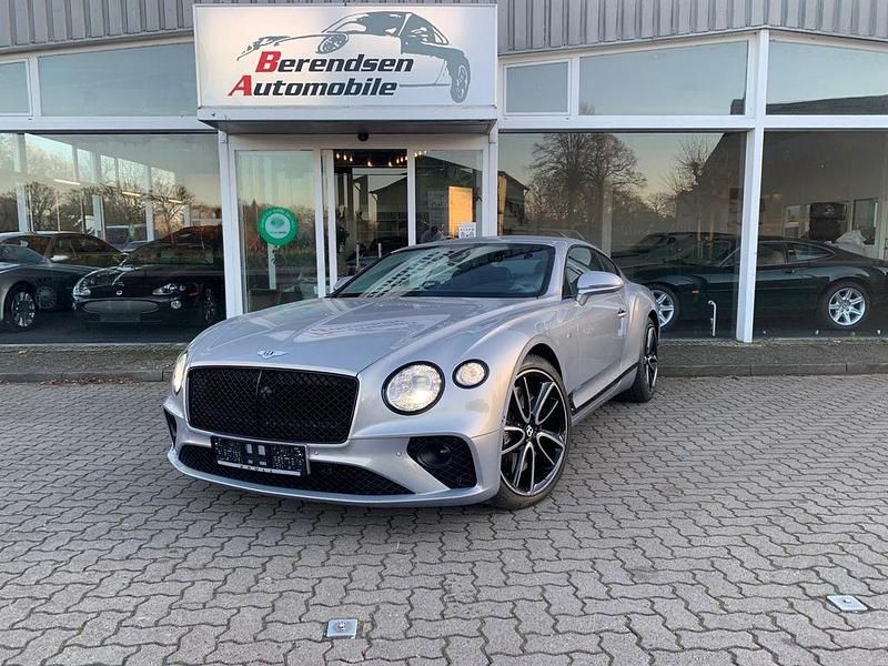 Gebraucht Bentley Continental GT Mulliner 549 PS (403 kW) 2020 Extreme silver Coupé