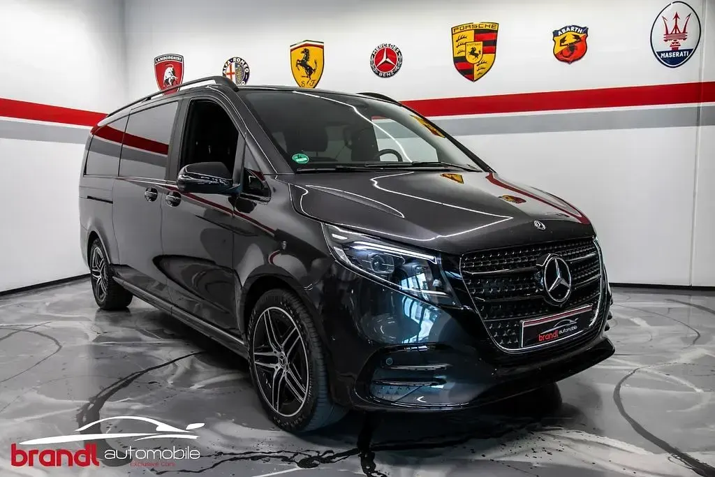 Gebraucht Mercedes V300 Exclusive 237 PS (174 kW) 2025 Grau Van / Kleinbus