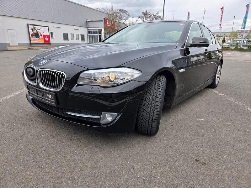 Gebraucht BMW 520 184 PS (135 kW) 2012 Schwarz Limousine