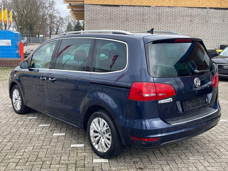 Gebraucht VW Sharan Comfortline 170 PS (125 kW) 2010 Blau Van / Kleinbus