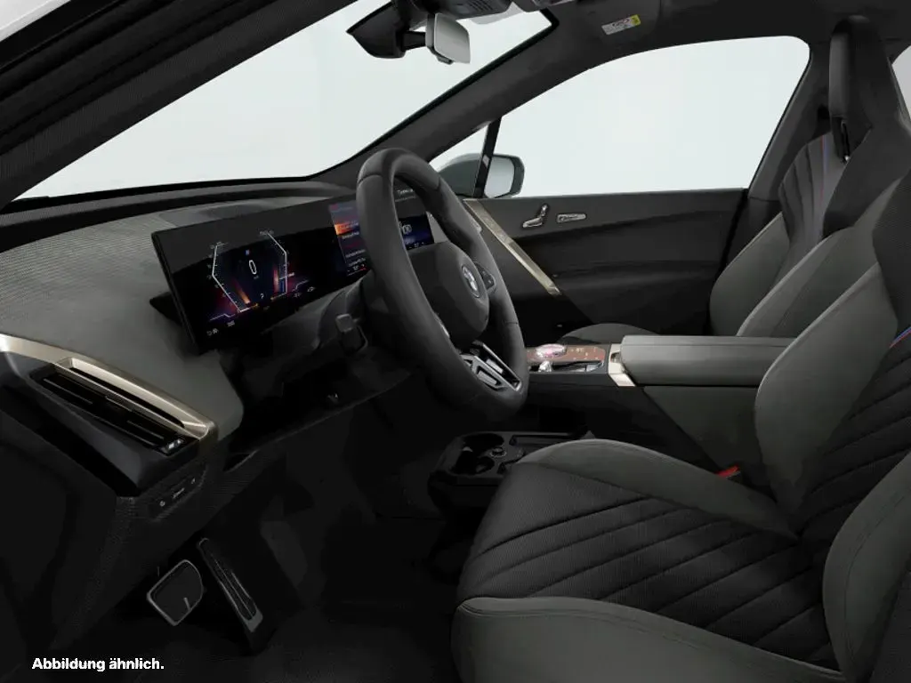 Gebraucht BMW iX 400 kW (544 PS) 2025 Alpinweiss SUV