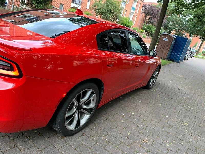 Gebraucht Dodge Charger 375 PS (275 kW) 2015 Rot Limousine