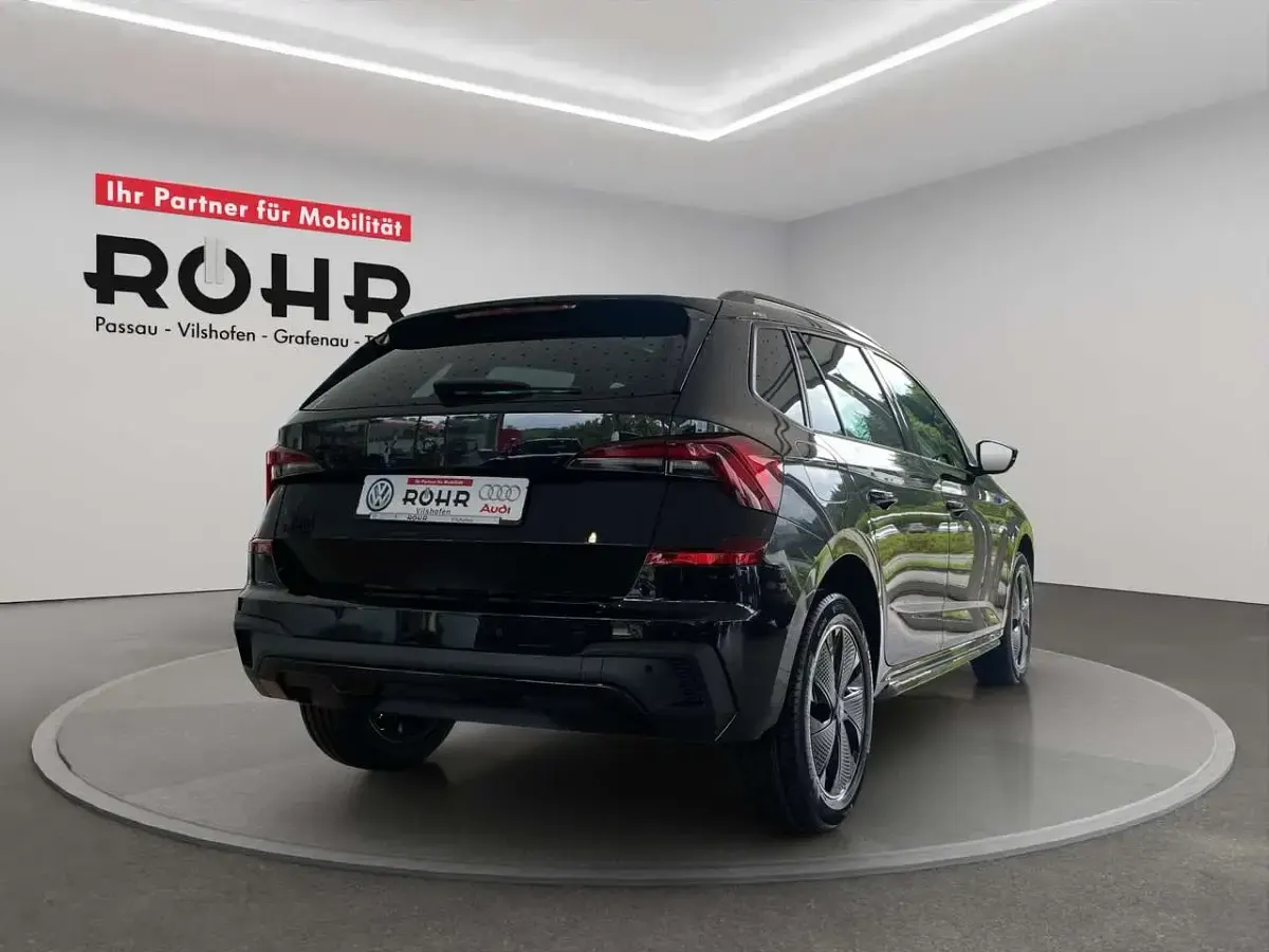 Gebraucht Skoda Kamiq Monte Carlo 150 PS (110 kW) 2025 Schwarzmagicperleffekt SUV