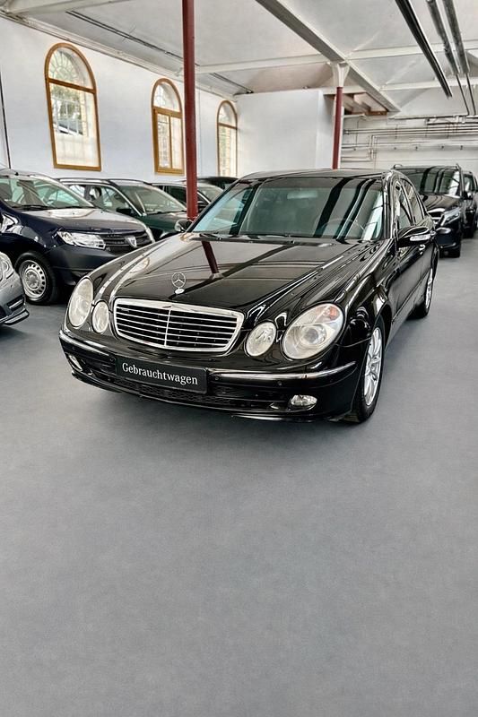 Gebraucht Mercedes E280 Avantgarde 231 PS (169 kW) 2005 Schwarz Limousine