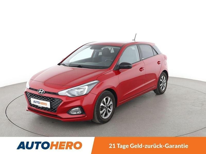 Rot Gebraucht 2020 Hyundai i20 Advantage Kleinwagen | 12.150 € (Fairer Preis) - Bild 1/3