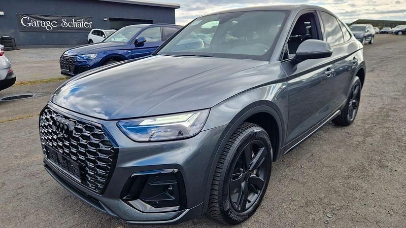 Grau Gebraucht 2022 Audi Q5 Sportback S-Line SUV | 37.499 € (Guter Preis) - Bild 1/4
