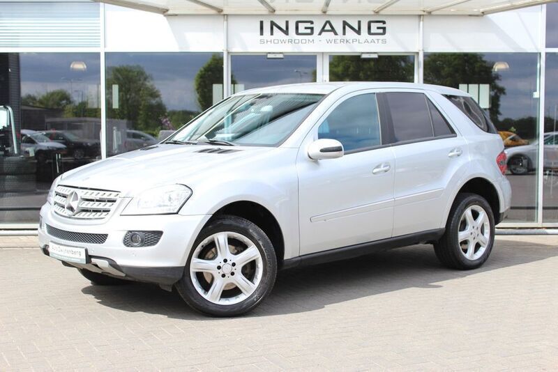 Grau Gebraucht 2005 Mercedes ML320 SUV | 5.900 € (Superpreis) - Bild 1/4