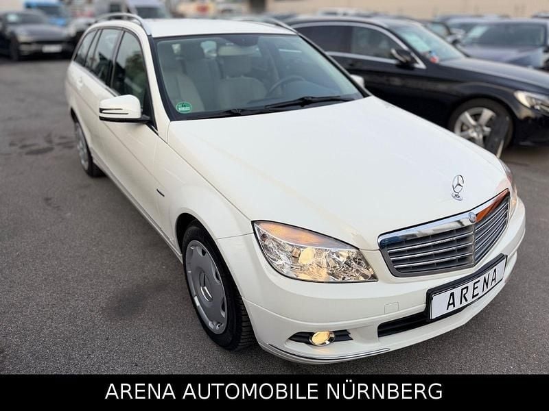 Gebraucht Mercedes C250 Elegance 204 PS (150 kW) 2010 Weiß Kombi