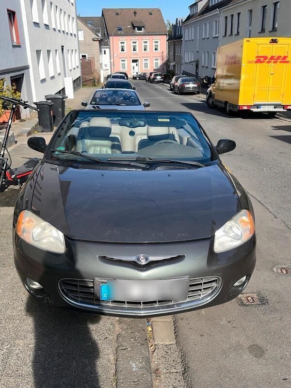 Grün Gebraucht 2001 Chrysler Sebring Cabriolet Cabrio | 2.500 € (Fairer Preis) - Bild 1/4