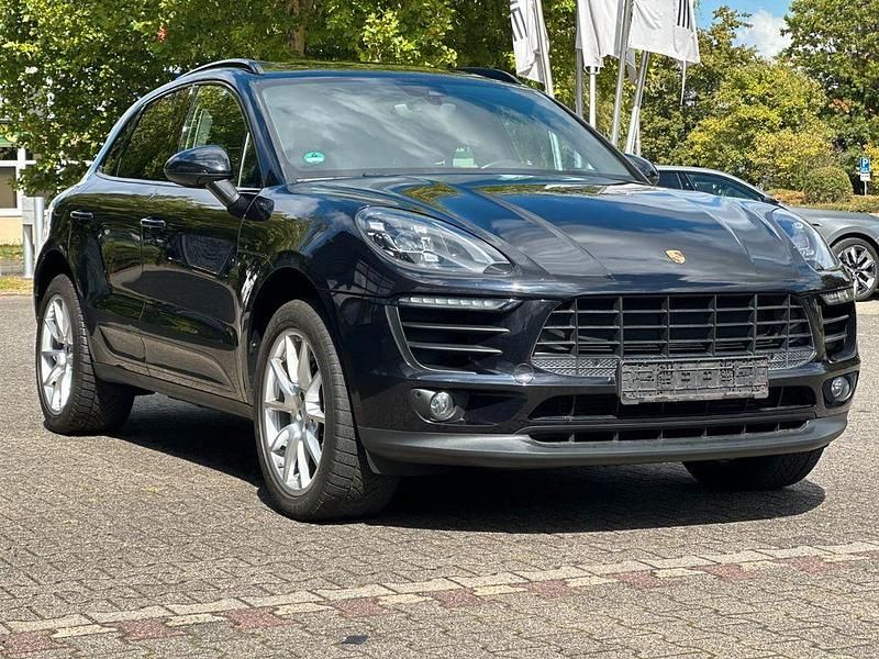 Schwarz Gebraucht 2017 Porsche Macan S SUV | 44.950 € (Teuer) - Bild 1/4