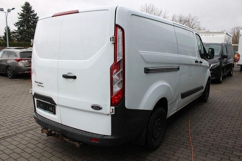 Gebraucht Ford Transit Custom Trend 170 PS (125 kW) 2017 Weiß Van / Kleinbus