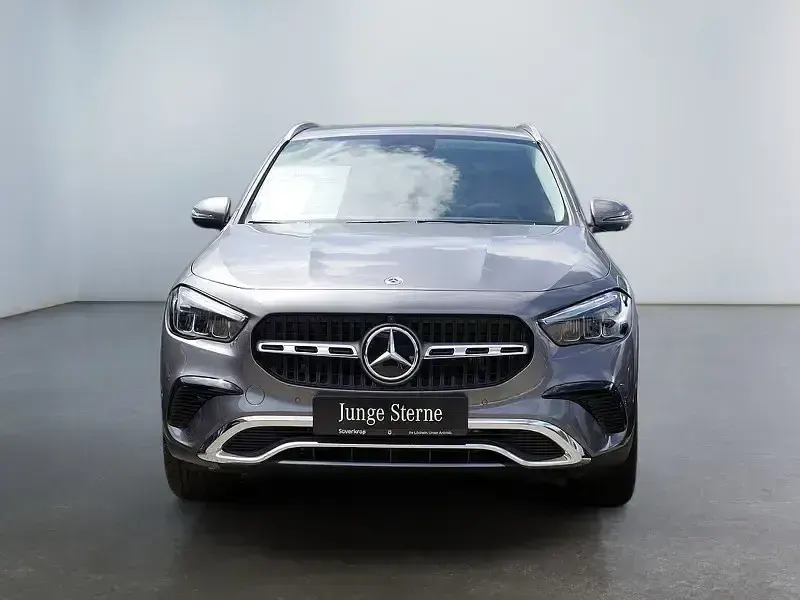 Gebraucht Mercedes GLA200 Progressive 150 PS (110 kW) 2025 Andere SUV
