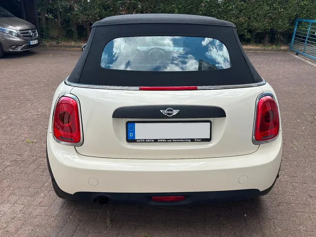 Gebraucht Mini One Cabriolet 102 PS (75 kW) 2017 Weiß Cabrio