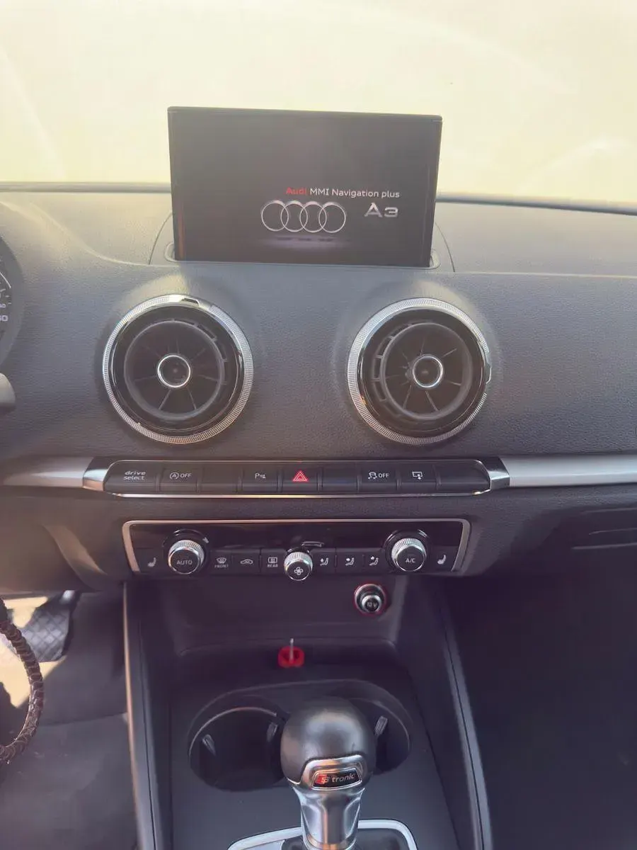 Gebraucht Audi A3 Ambiente 184 PS (135 kW) 2013 Weiß Limousine