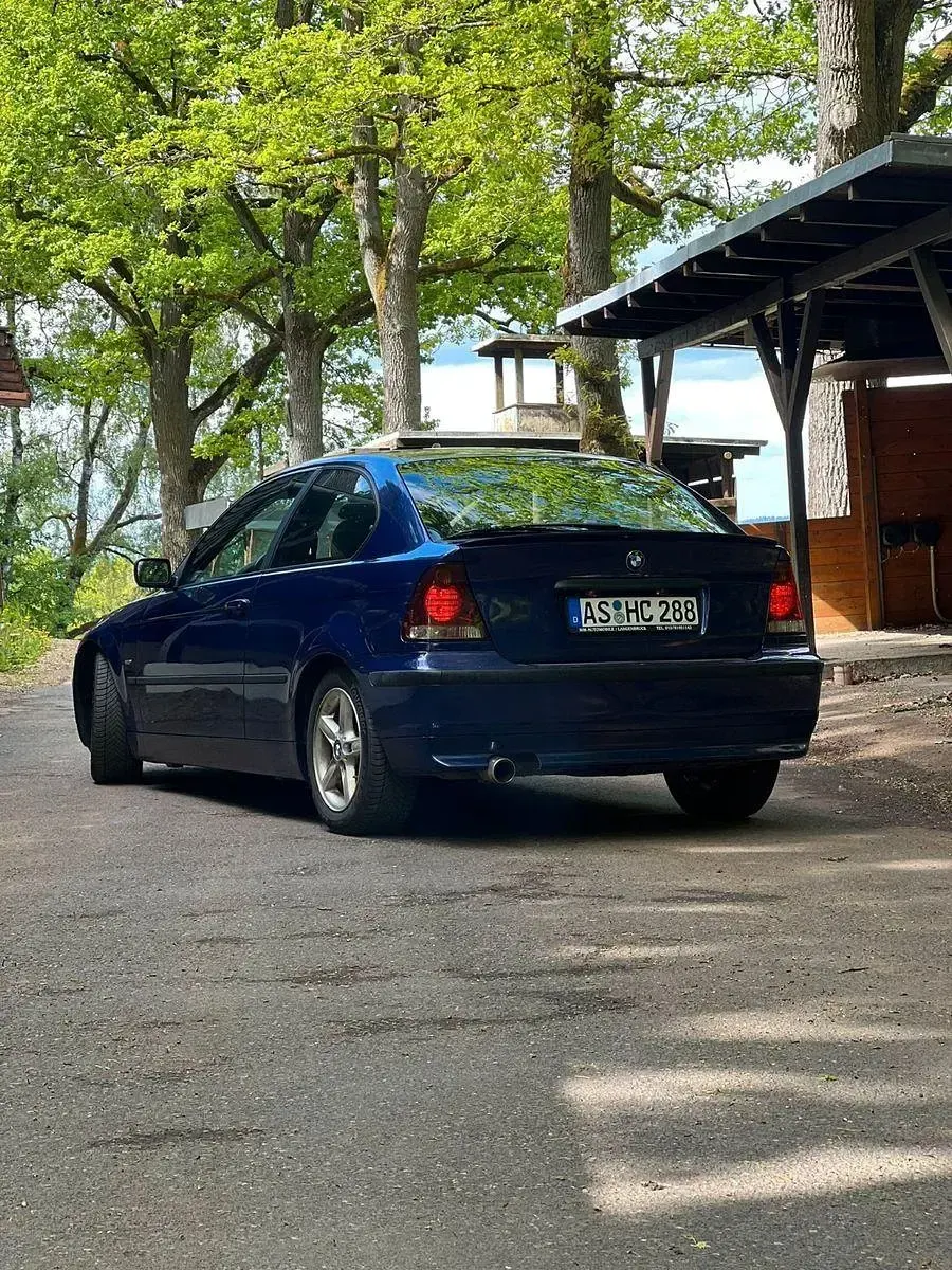 Occasion BMW 318 143 ch (105 kW) 2003 Violet Coupé