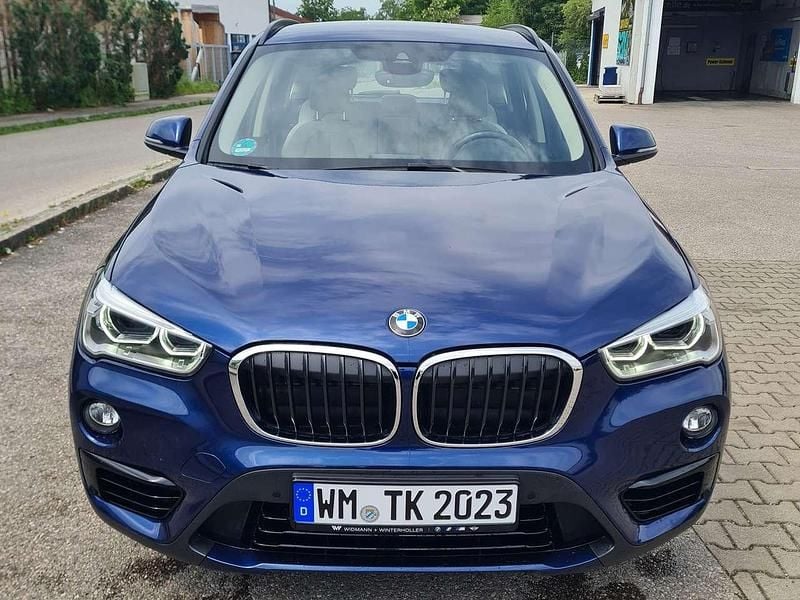 Blau Gebraucht 2018 BMW X1 SUV | 16.900 € (Superpreis) - Bild 1/4