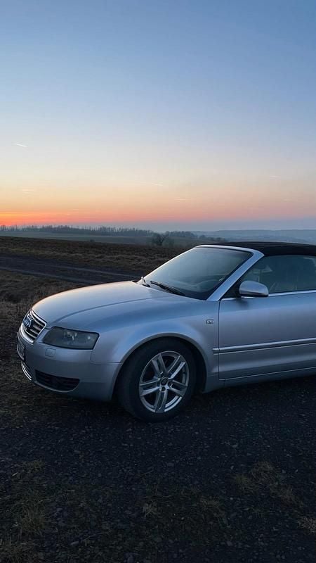 Silber Gebraucht 2003 Audi A4 Cabriolet Cabrio | 5.300 € (Etwas zu teuer) - Bild 1/4