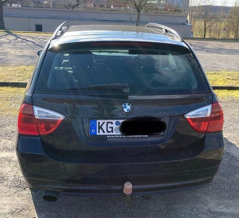 Gebraucht BMW 318 M Sport 143 PS (105 kW) 2008 Schwarz Kombi