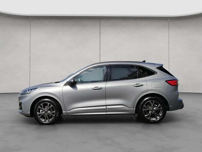 Gebraucht Ford Kuga ST-Line X 150 PS (110 kW) 2023 Solar silver metallic SUV