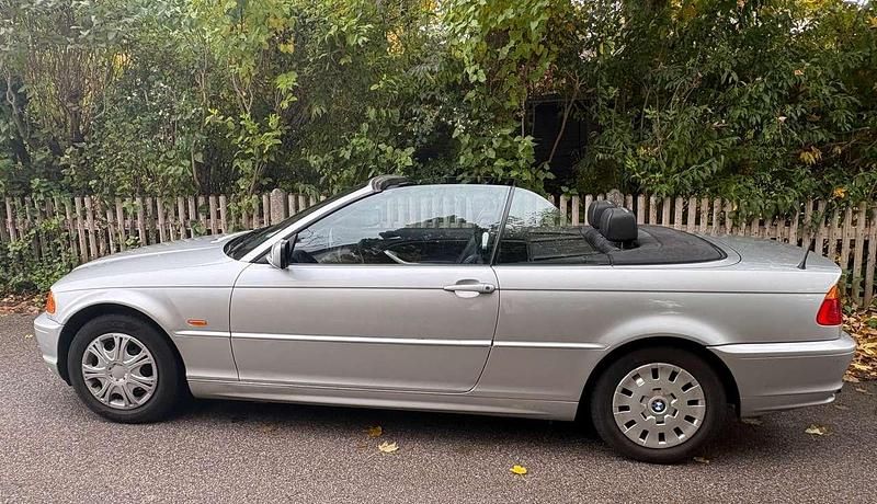 Gebraucht BMW 318 Cabriolet 143 PS (105 kW) 2002 Silber Cabrio