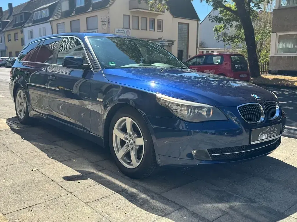 Gebraucht BMW 525 Advantage 218 PS (160 kW) 2007 Blau Limousine