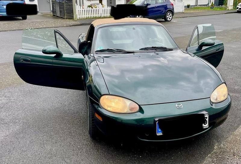 Second-hand Mazda MX5 110 CP (80 kW) 1999 Verde Cabrio