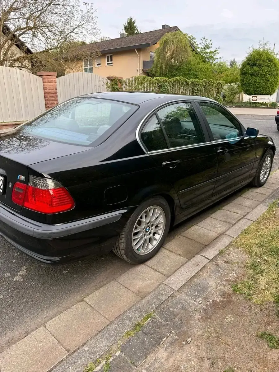 Gebraucht BMW 328 193 PS (141 kW) 2000 Schwarz Limousine