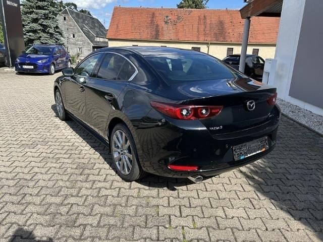 Neu Mazda 3 Center-Line 140 PS (102 kW) 2025 Schwarz Limousine