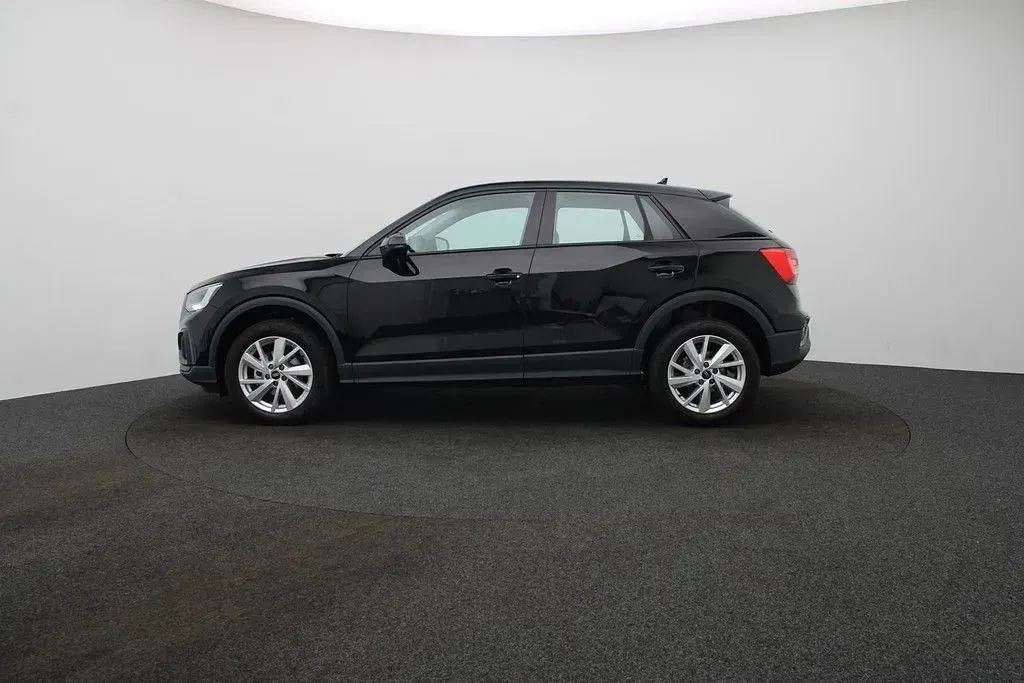 Gebraucht Audi Q2 S-Line 150 PS (110 kW) 2026 Schwarz SUV
